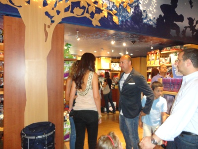 Inaugura il Disney Store in via Ruggero Settimo